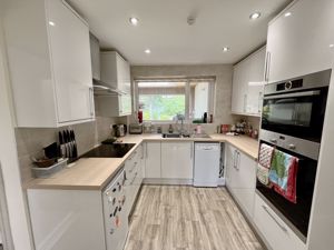 Kitchen - click for photo gallery